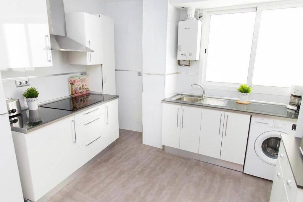 Piso Junto A La Catedral, 4-5 Personas Apartment Malaga Exterior photo