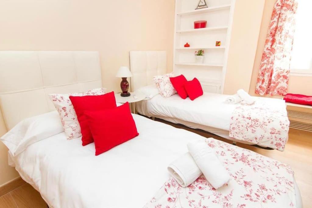Piso Junto A La Catedral, 4-5 Personas Apartment Malaga Exterior photo